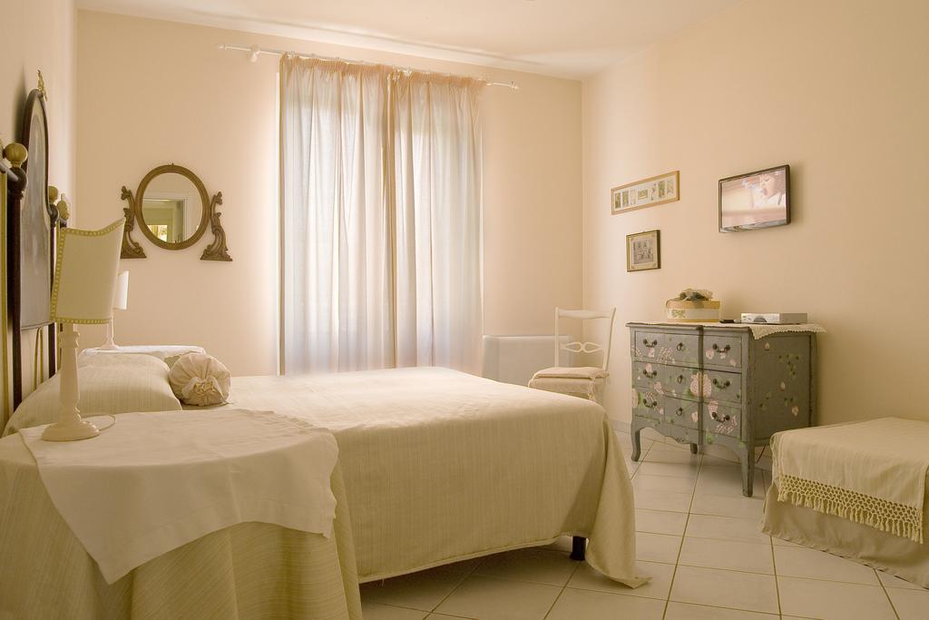Villa Amelia Rooms Marina di Pietrasanta Εξωτερικό φωτογραφία