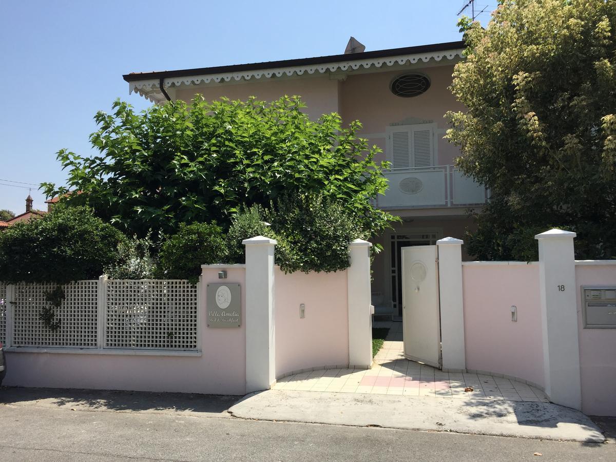 Villa Amelia Rooms Marina di Pietrasanta Εξωτερικό φωτογραφία